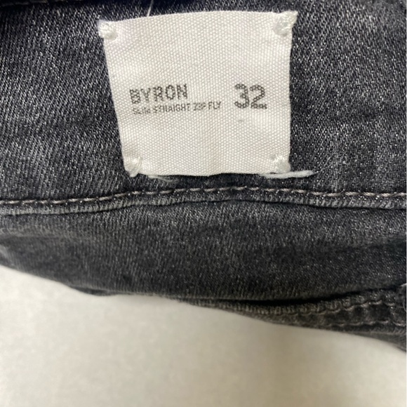 Hudson Remi Hi-Rise Straight Crop
🌻 - Picture 6 of 7